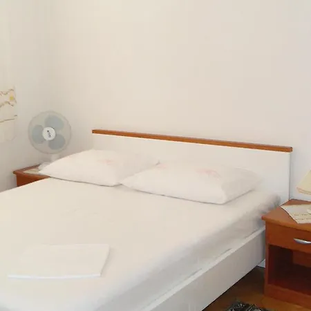 And By The Sea Zaostrog, Makarska - 2662 Guest house Zaostrog