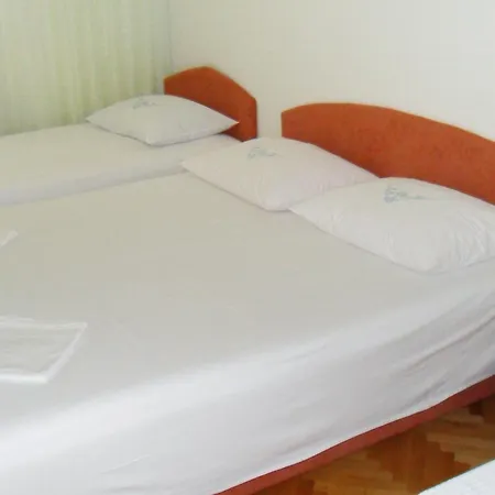 And By The Sea Zaostrog, Makarska - 2662 Guest house